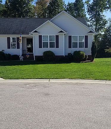 3rd image of 4200 Estelle Ct