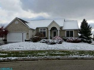 5075 Shadow Woods Ct, Powell, OH 43065