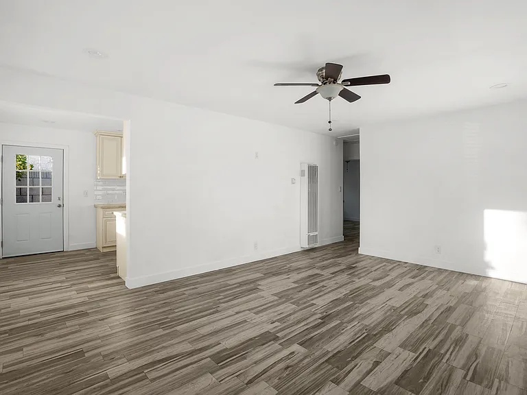 813 S Parton St — Photo 5