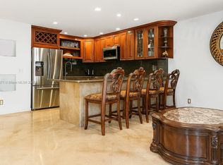 390 Tilford R #390-R, Deerfield Beach, FL 33442