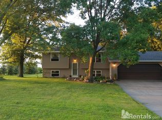 2001 Deerwood Ln NE, East Bethel, MN 55092