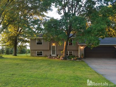 2001 Deerwood Ln NE, East Bethel, MN, 55092