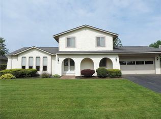 167 Luddington Ln, Rochester, NY 14612