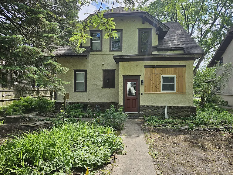 416 Hassan St SE — Photo 3