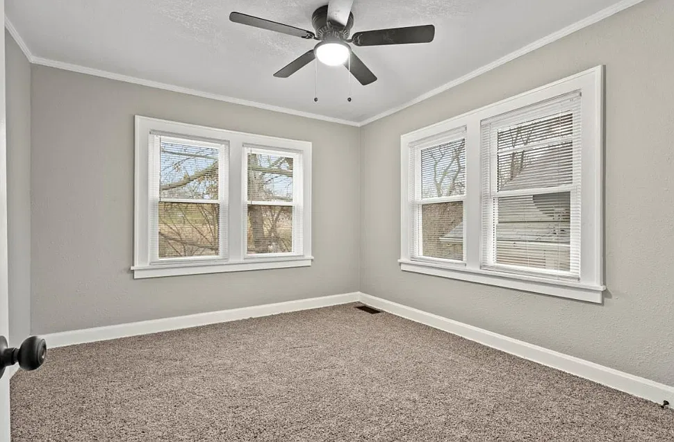 2 bed, 900 sqft, $1,250 — Photo 4