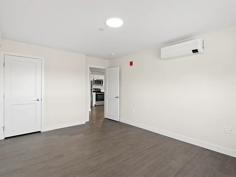Granite Place — Photo 8