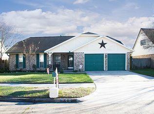 410 S Crockett St, Deer Park, TX 77536