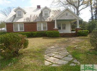 39 Russell Ave, Garden City, GA 31408
