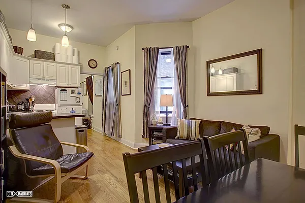 Rented by Citi Habitats | media 10