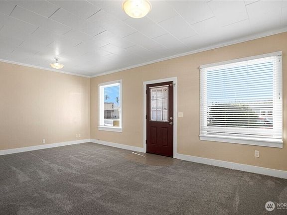 3rd image of 621 W Market Street