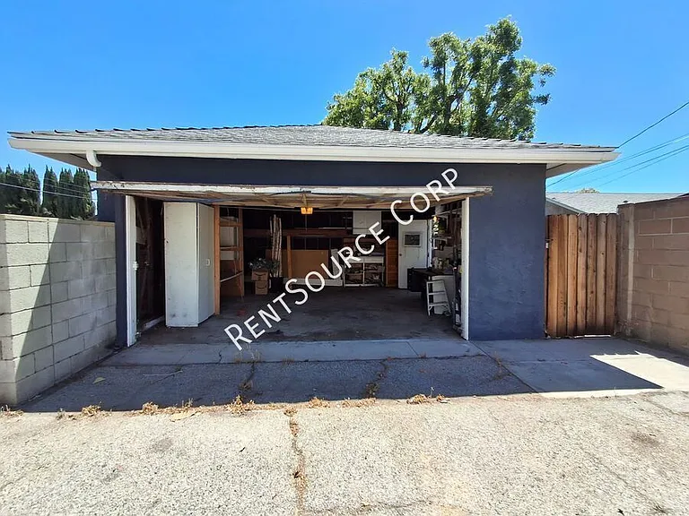 10059 McLennan Ave — Photo 36