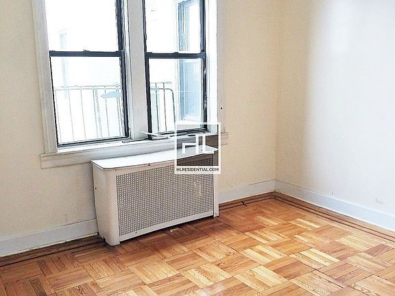 4th image of 12010 Rockaway Beach Blvd APT 307