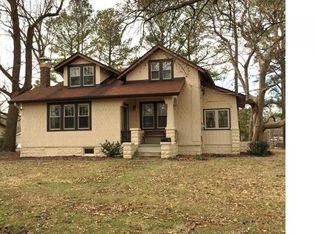 10 Englewood Dr, Swansea, IL 62226