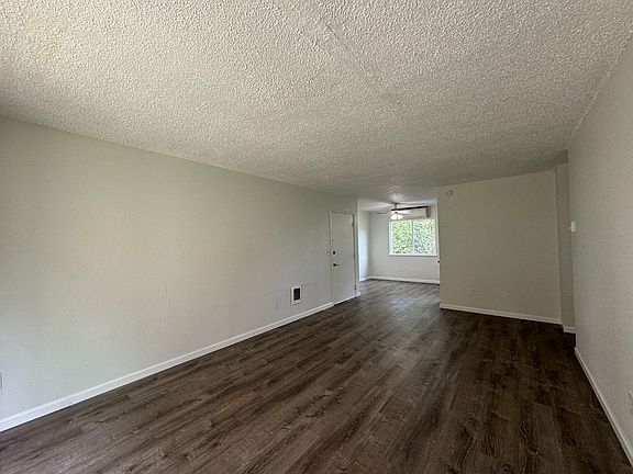 5th image of 912 NE 91st Ave #4