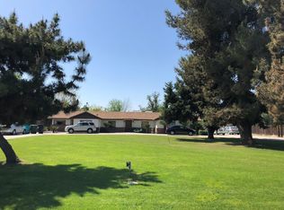 4325 W Walnut Ave, Visalia, CA 93277