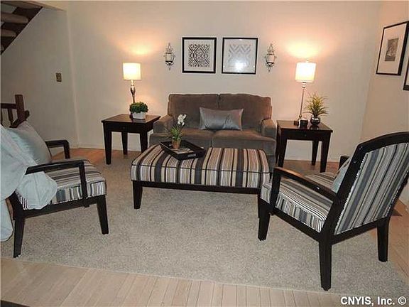 3rd image of 8106 Verbeck Dr