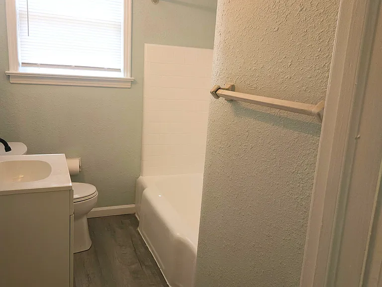 3336 Myra St — Photo 21