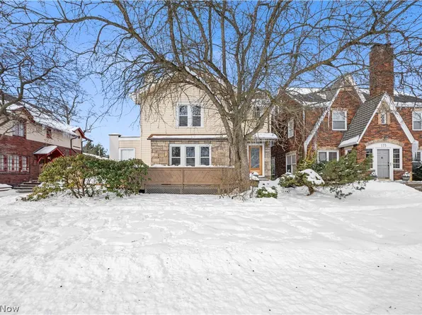 165 Oak Knoll Ave NE, Warren, OH 44483