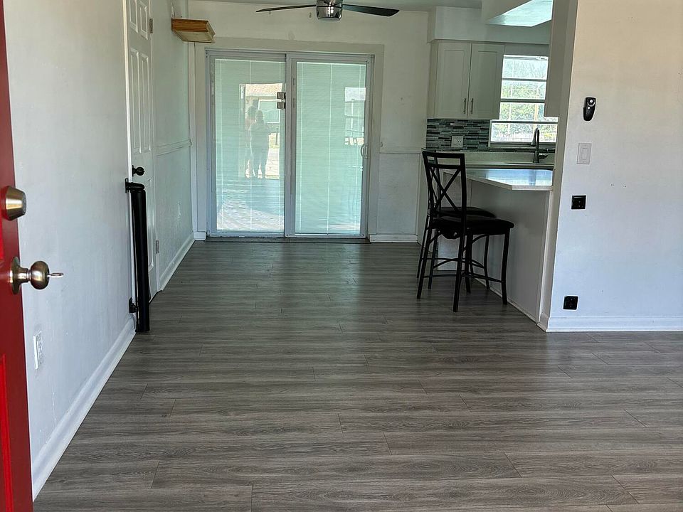 1st image of 39219 5th Ave