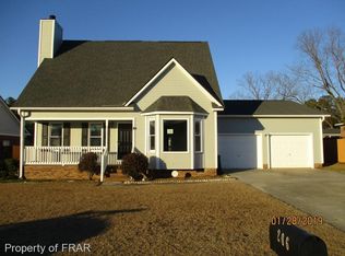 206 Larchmont Rd, Fayetteville, NC 28311