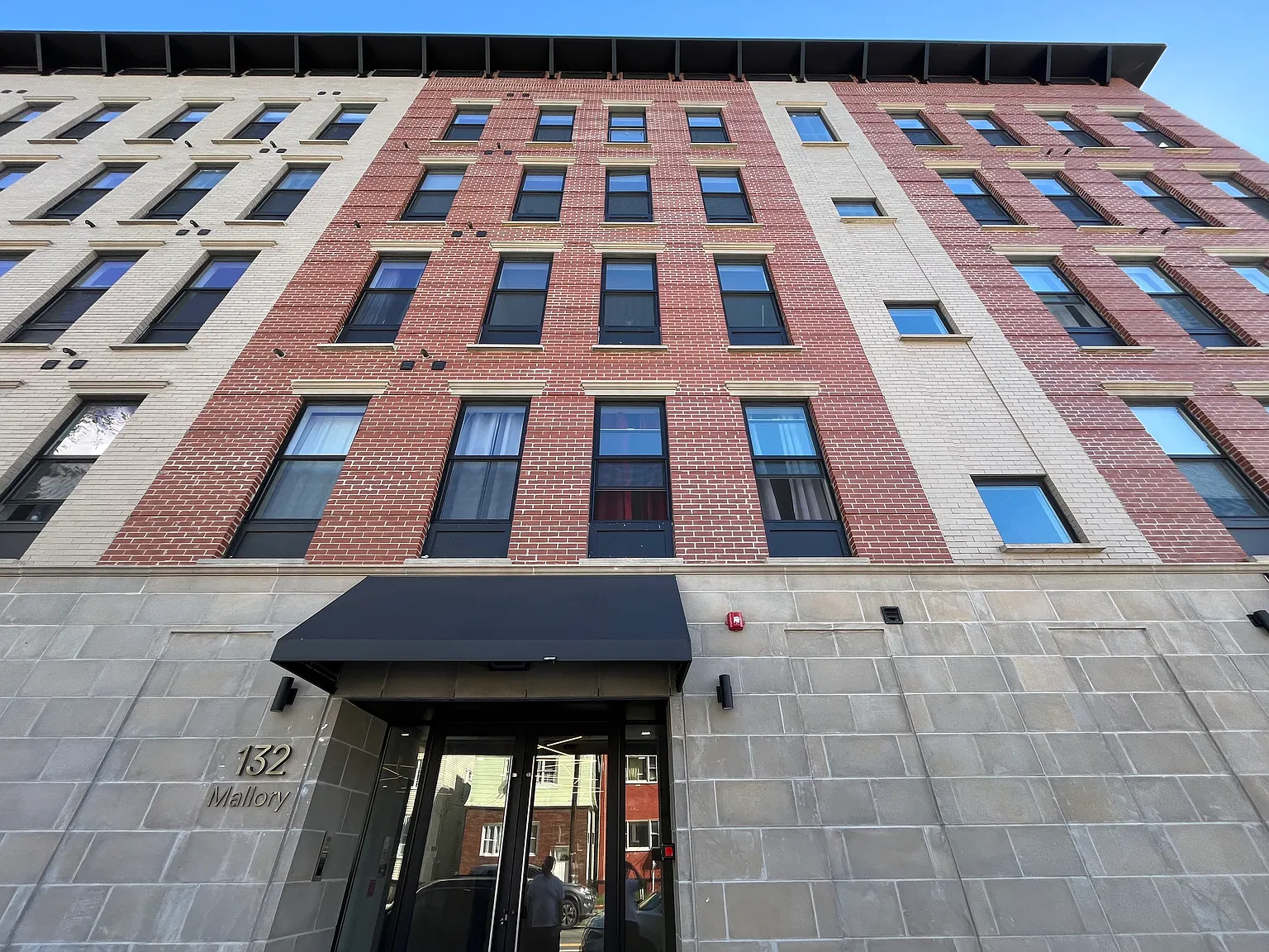 1 bed, 800 sqft, $2,500 — Photo 1