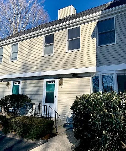 30 Lucille Pl — Photo 1