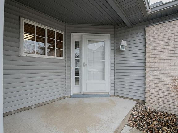 3rd image of 12981 Echo Ln