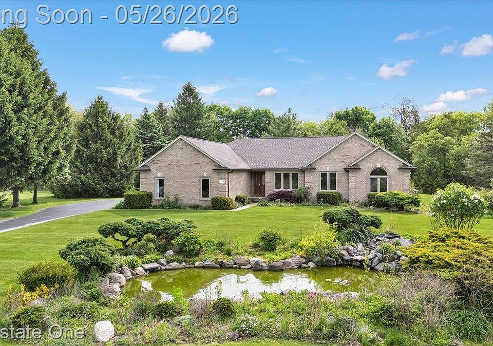 1st image of 751 Bristol Ln