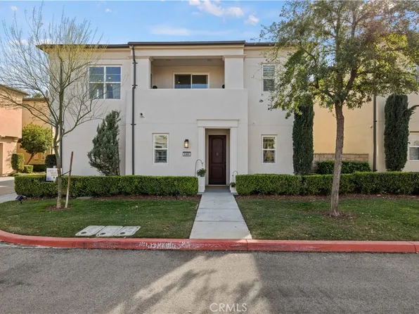 21892 Moveo Dr, Santa Clarita, CA 91350