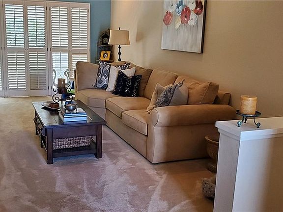 3rd image of 25766 Alta Dr
