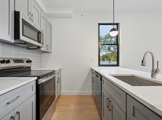 178 W Seymour St #B201, Philadelphia, PA 19144