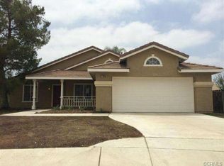27809 Pebble Ct, Highland, CA 92346