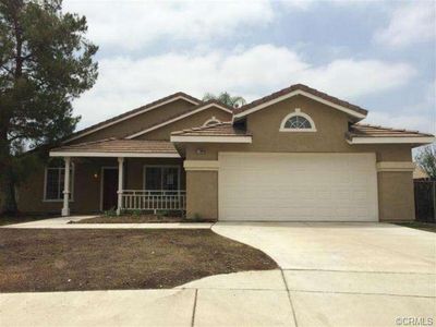 27809 Pebble Ct, Highland, CA, 92346