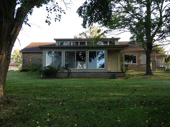 3rd image of 100 Chautauqua Ct