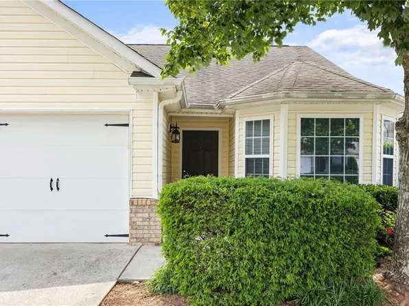 271 Highland Falls Blvd, Hiram, GA 30141