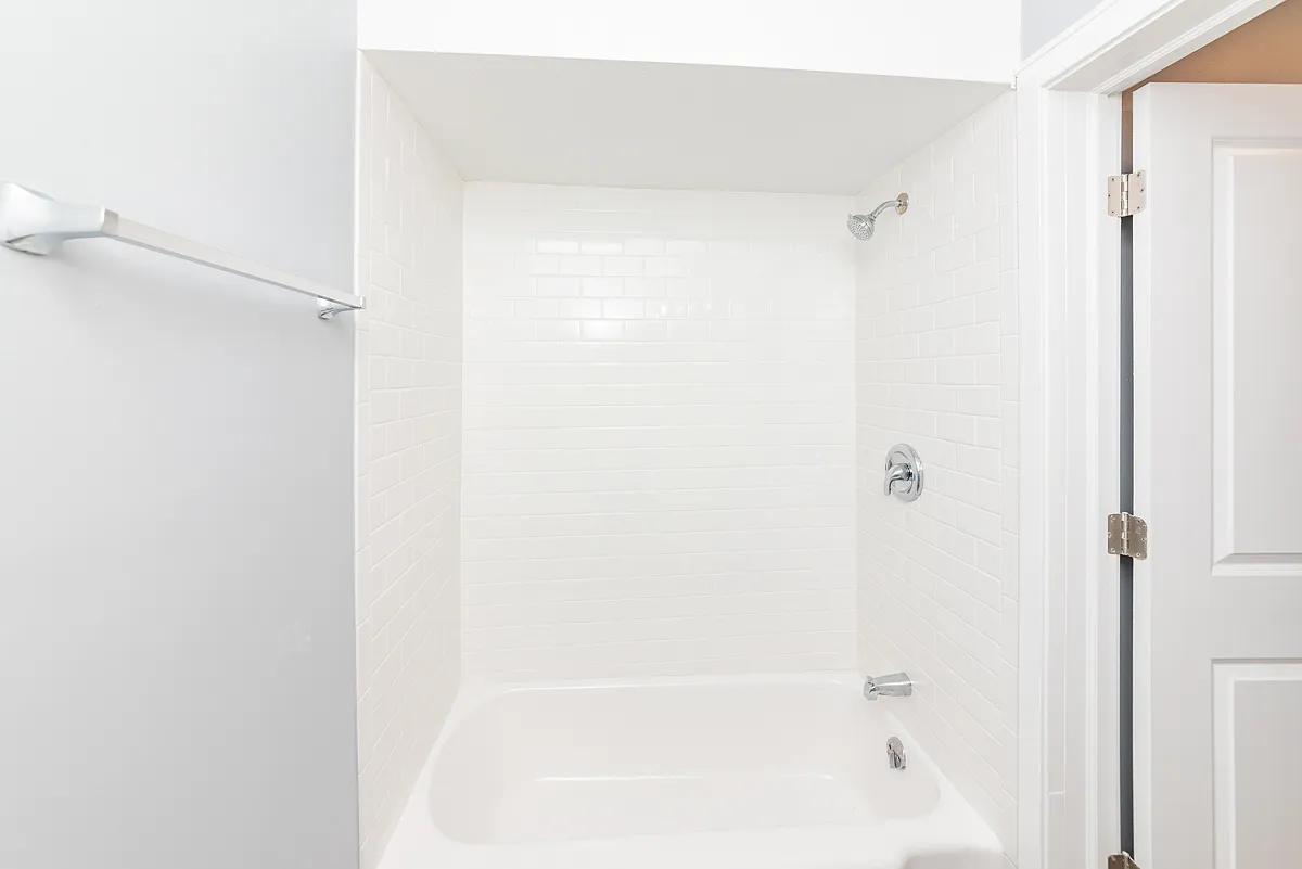 2 bed, 1.5 bath, 1150 sqft, $1,675 — Photo 4