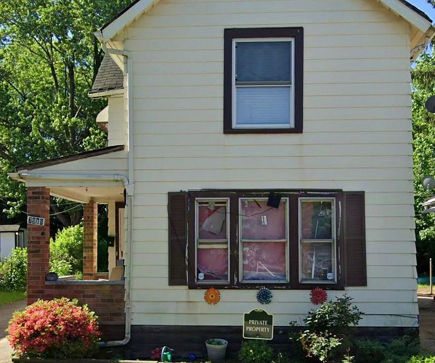 1st image of 7918 Vineyard Ave