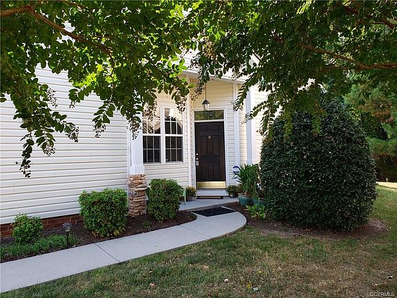 3rd image of 1232 Providence Knoll Dr