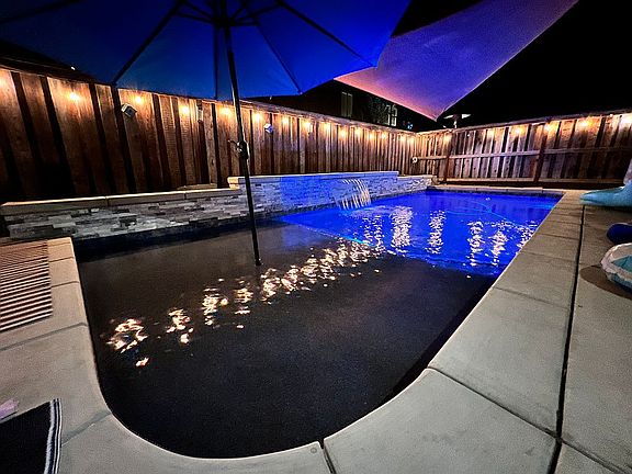 5th image of 17926 Calaveras Dr