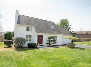 8244 Peach Ln, Fogelsville, PA 18051