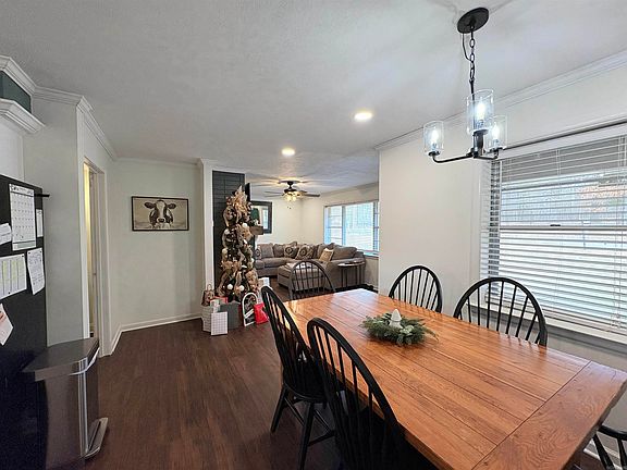 4th image of 420 N 12th Ave