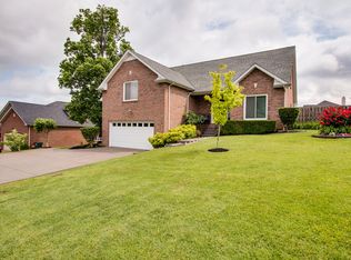 1014 Oakhall Dr, Mount Juliet, TN 37122