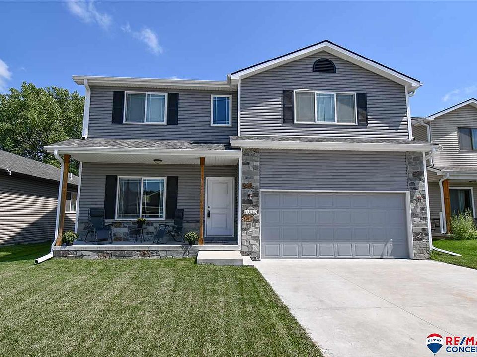 1st image of 1320 SW Kelsey Cir
