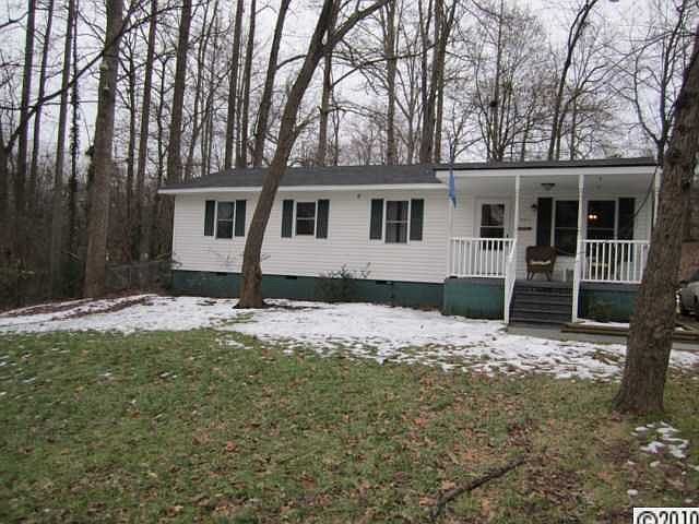 1st image of 623 E 8th Ave