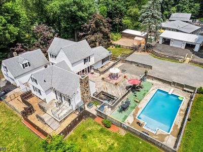 8 Stonehedge Ln, Andover, NJ, 07821