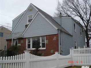 286 Commonwealth St, Franklin Square, NY 11010