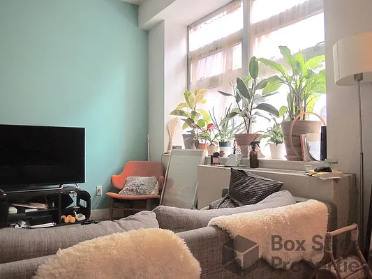 Rented by Box Street Properties LLC | media 9