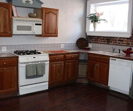 3rd image of 3818 Warwick Blvd APT 1