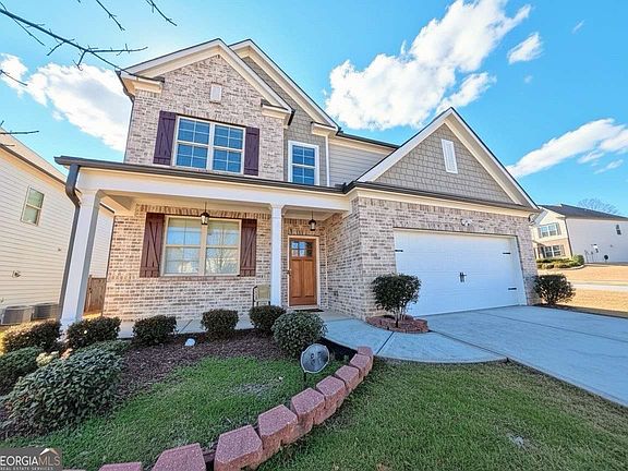 3rd image of 87 Round Pond Dr