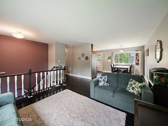4th image of 7653 Deerfield Ave